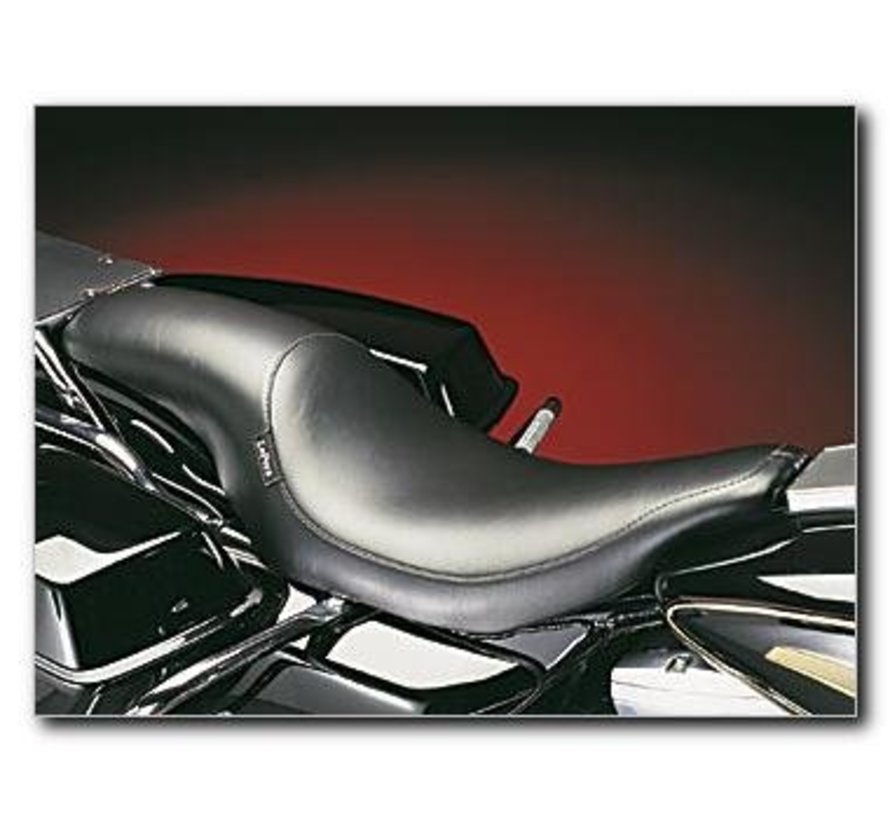 seat Silhouette Smooth Fits: > 08-22 Touring