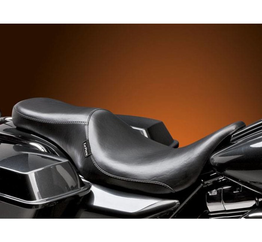 seat Silhouette 2-up Smooth Fits: > 08-22 Touring