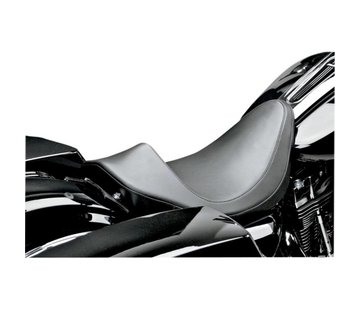 Le Pera seat solo Villian Fits: > 08-22 Touring