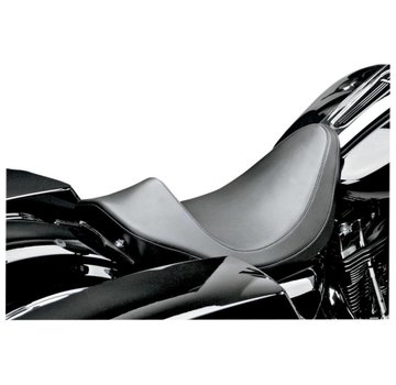 Le Pera seat solo Villian Fits: > 08-22 Touring