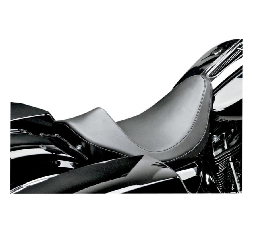 seat solo Villian Fits: > 08-22 Touring