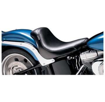 Le Pera Silhouette Deluxe solo seat Smooth - Fits: > 06-17 Softail with 200 rear tire