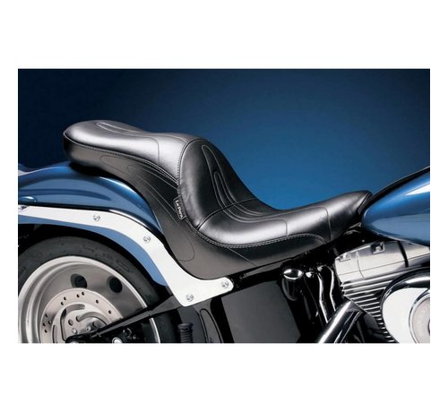 Le Pera Sorrento 2-up seat Fits: > 06-17 Softail with 200 rear tire