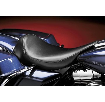 Le Pera seat solo Silhouette Smooth Fits: > 02-07 Touring