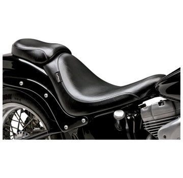 Le Pera Passager Pad Silhouette 06up lisse Softail - arrière de 200mm pneus