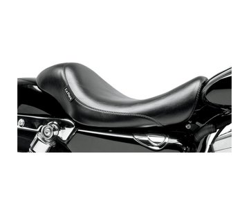 Le Pera asiento solo Silhouette Smooth 07-09 Sportster XL con tanque de 4.5 galones.