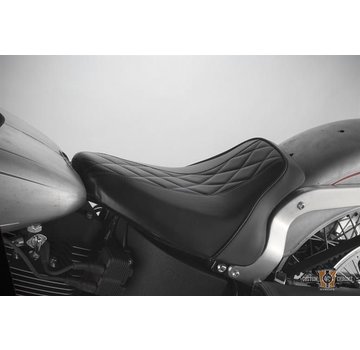 Le Pera seat solo Bare Bone Bel Air - 06-17 Softail with 200mm tires