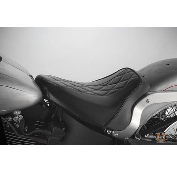 Le Pera selle solo Bare Bone Bel Air - 06-17 Softail avec pneus 200mm