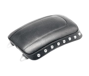 Mustang zadel solo 6inch DUN STUDDED PASS-PAD Softail 2000-06 STANDAARD ACHTERBAND