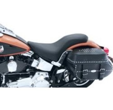 Mustang zadel DAGTRIPPER Softail 2007-2015 STANDAARD ACHTERBAND