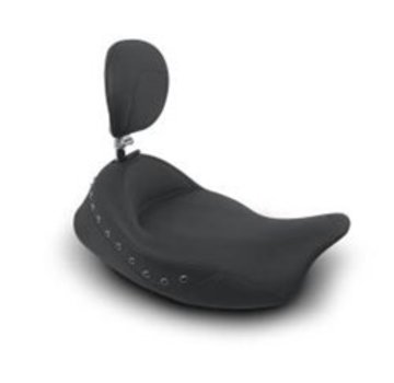 Mustang zadel solo Studded Super met Driver Backrest Black Studs Geschikt voor: > 08-22 Touring