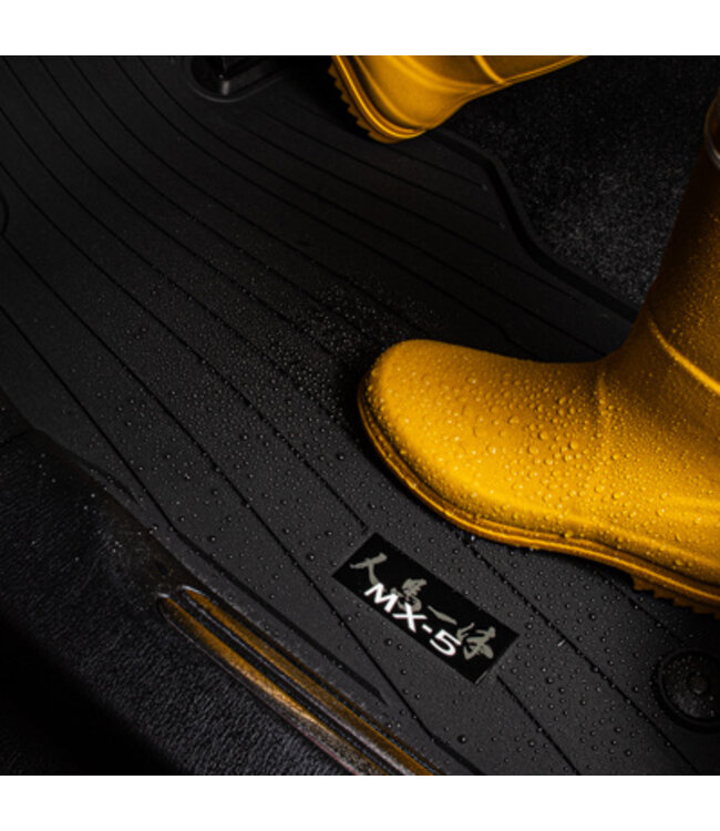 Mazda MX-5 ND/NE  Allwettermattensatz mit "Jinba Ittai" Logo