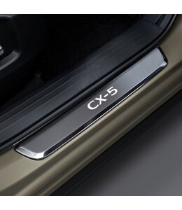 Mazda CX-5 Einstiegsblenden, beleuchtet