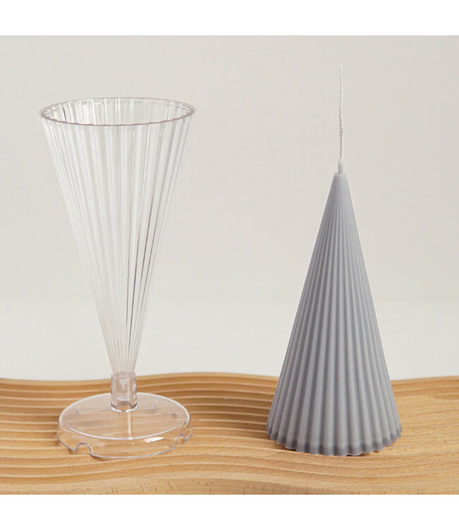 Kaarsenmal Kegelkaars Ribbel Ø 86 x189 mm - Kaarsen benodigdheden