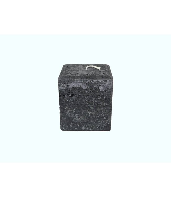 Grote vierkante kaars in de kleur zwart