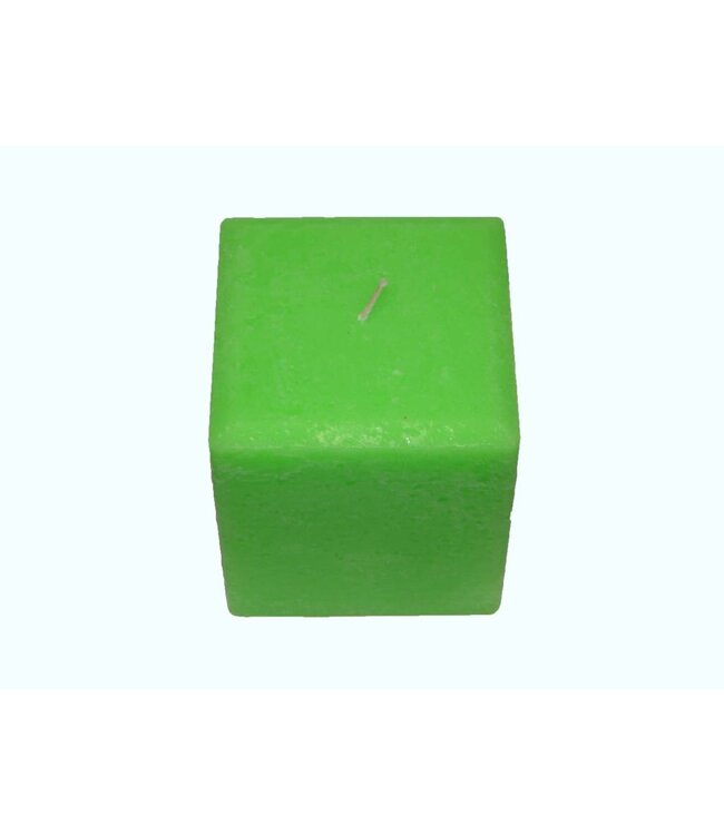 Grote vierkante kaars in de kleur Fluor Groen 10x10