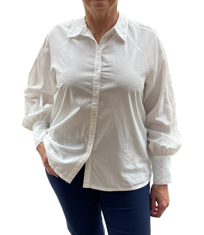 blouse met knopen en lang manchet