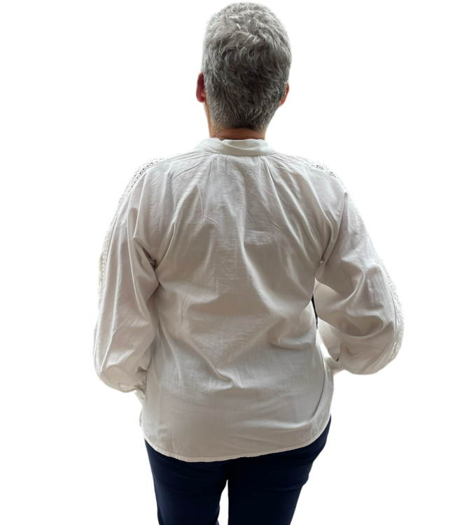 blouse met knopen en lang manchet