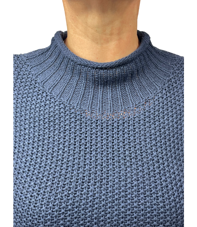 gebreide trui opstaande hals