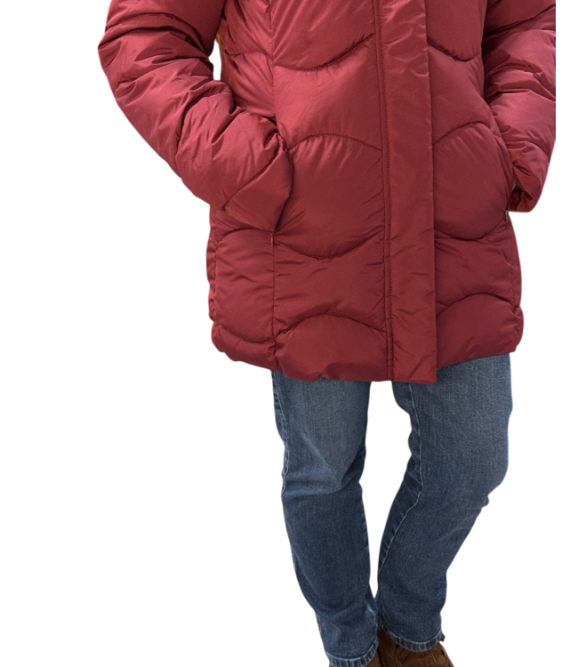 winterjas met patroon en capuchon wijnrood