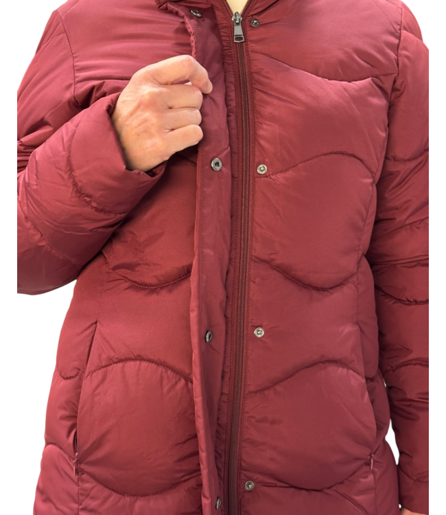 winterjas met patroon en capuchon wijnrood