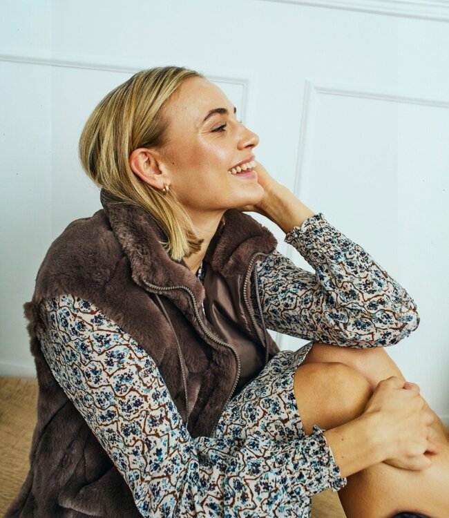 zachte dames bodywarmer / gilet " FONY " taupe Freequent