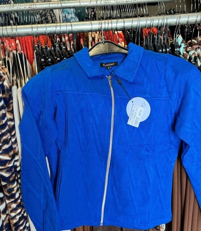 chique dames jasje met diamant patroon kobalt- blauw Sunday