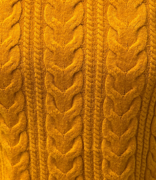 effen warme dames trui met kabel structuur okergeel Marinello