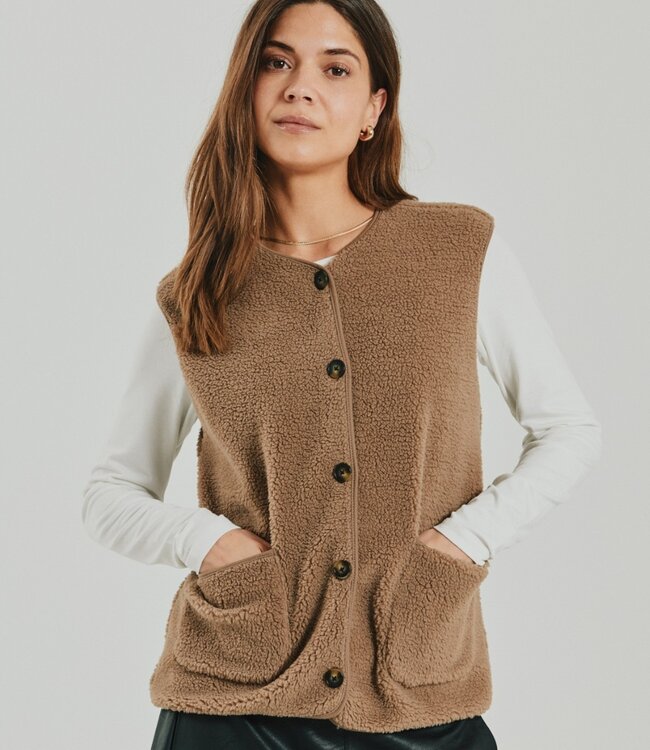 zacht dames gilet met knopen en zakjes taupe "Teddy" FreeQuent