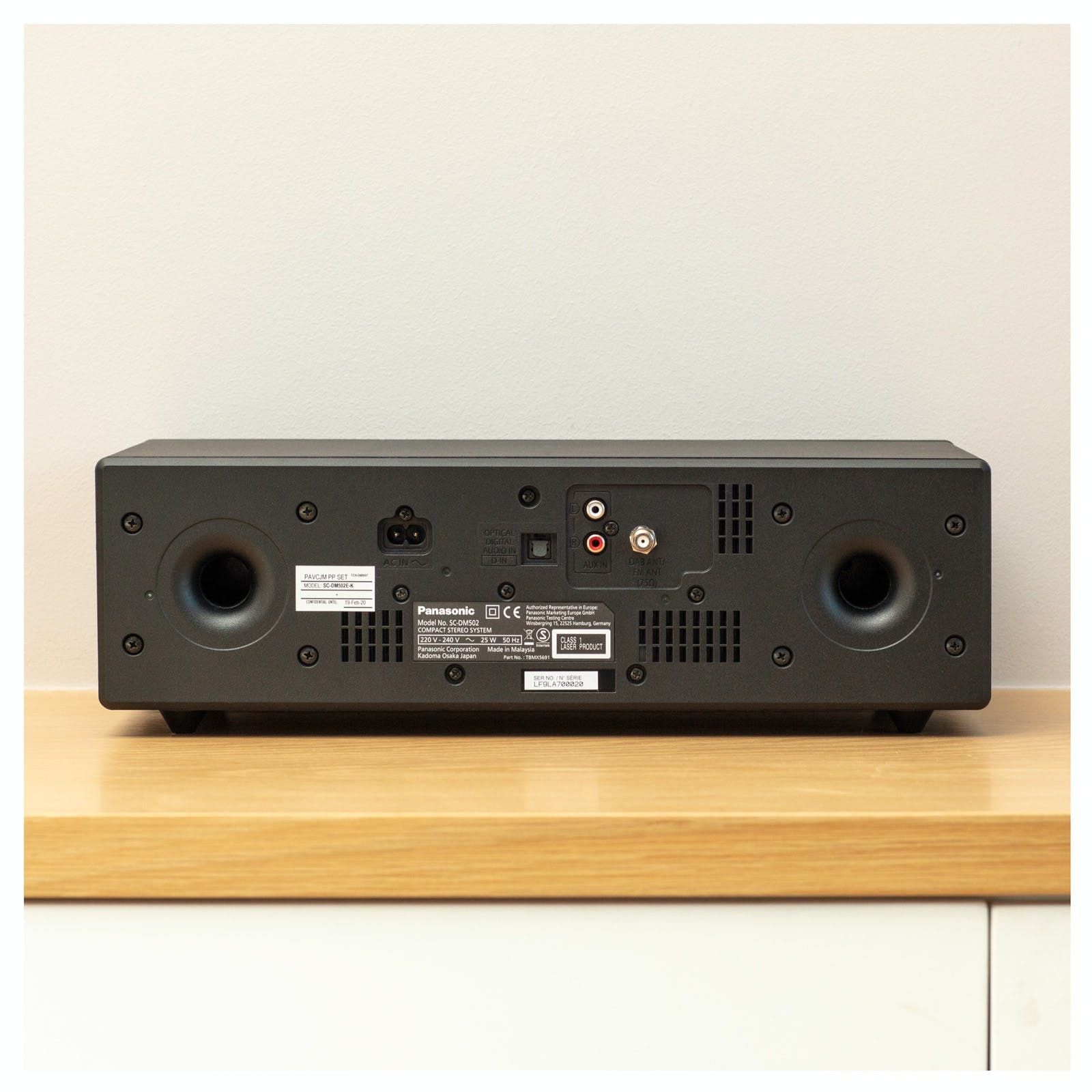 Panasonic SCDM502EK CD/Bluetooth/DAB HiFi Stereo System Powerbutton