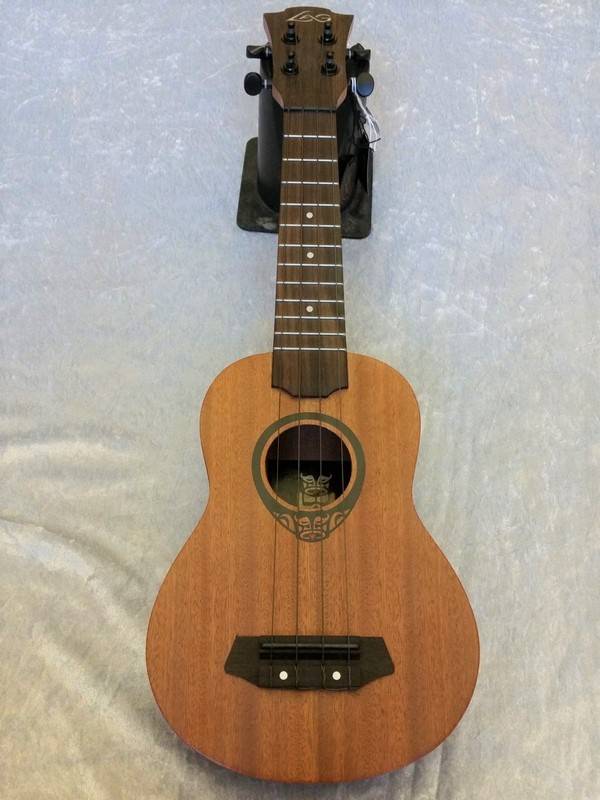 Lâg Guitars LAG TKU 10S Tiki Soprano Ukulele w/bag