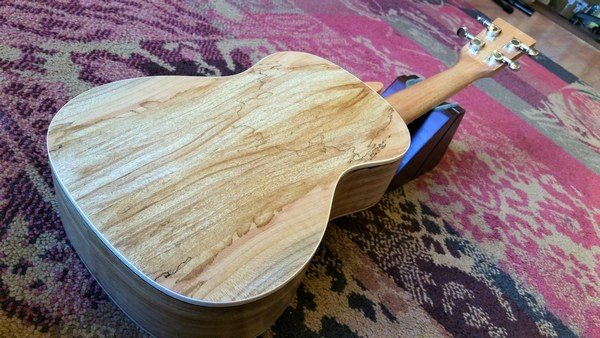 Kauai Kauai Concerto Ukulele Spalted Maple