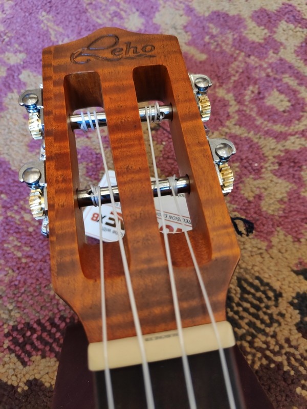 Leho  Leho Concerto Ukulele C-CF-E w/Pickup AFGEPRIJSD! WAS €349!