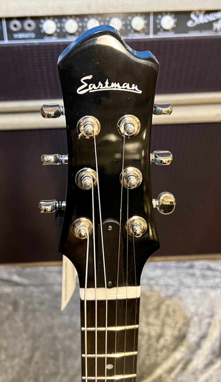 Eastman (PRICE DROP!) Eastman Romeo LA Celestine Blue finish