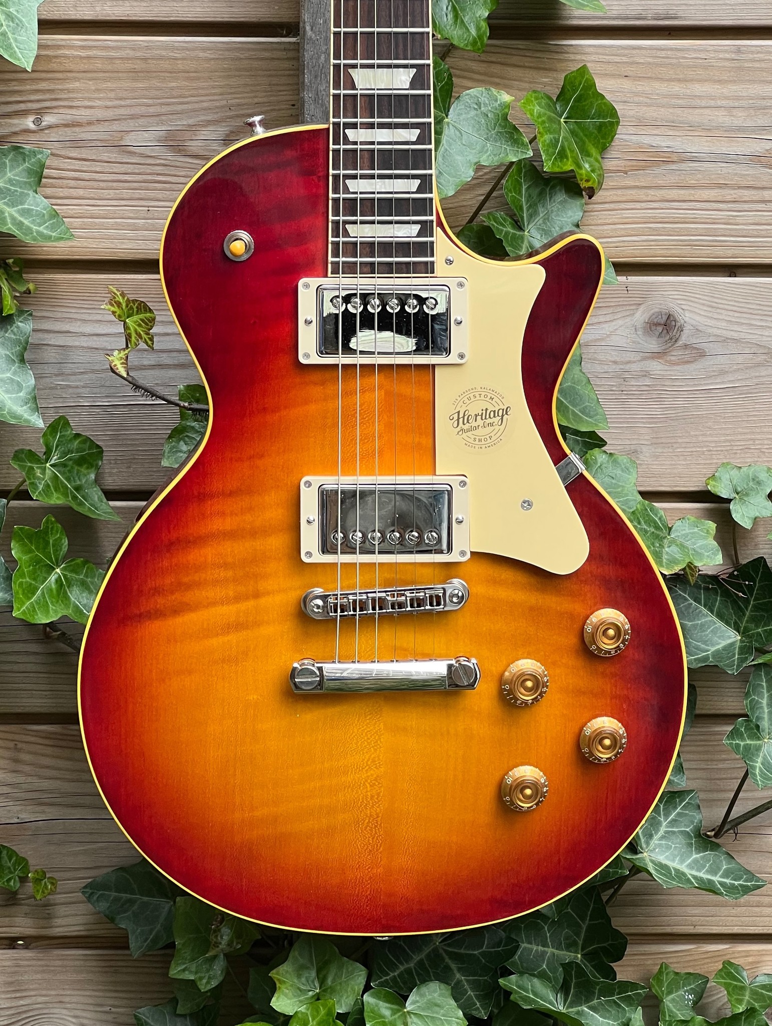 Heritage Custom Shop Core Collection H-150 Red Sunburst