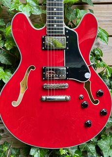 Eastman (SALE!) Eastman T386RD 16" Thinline Cherry (P2002375)