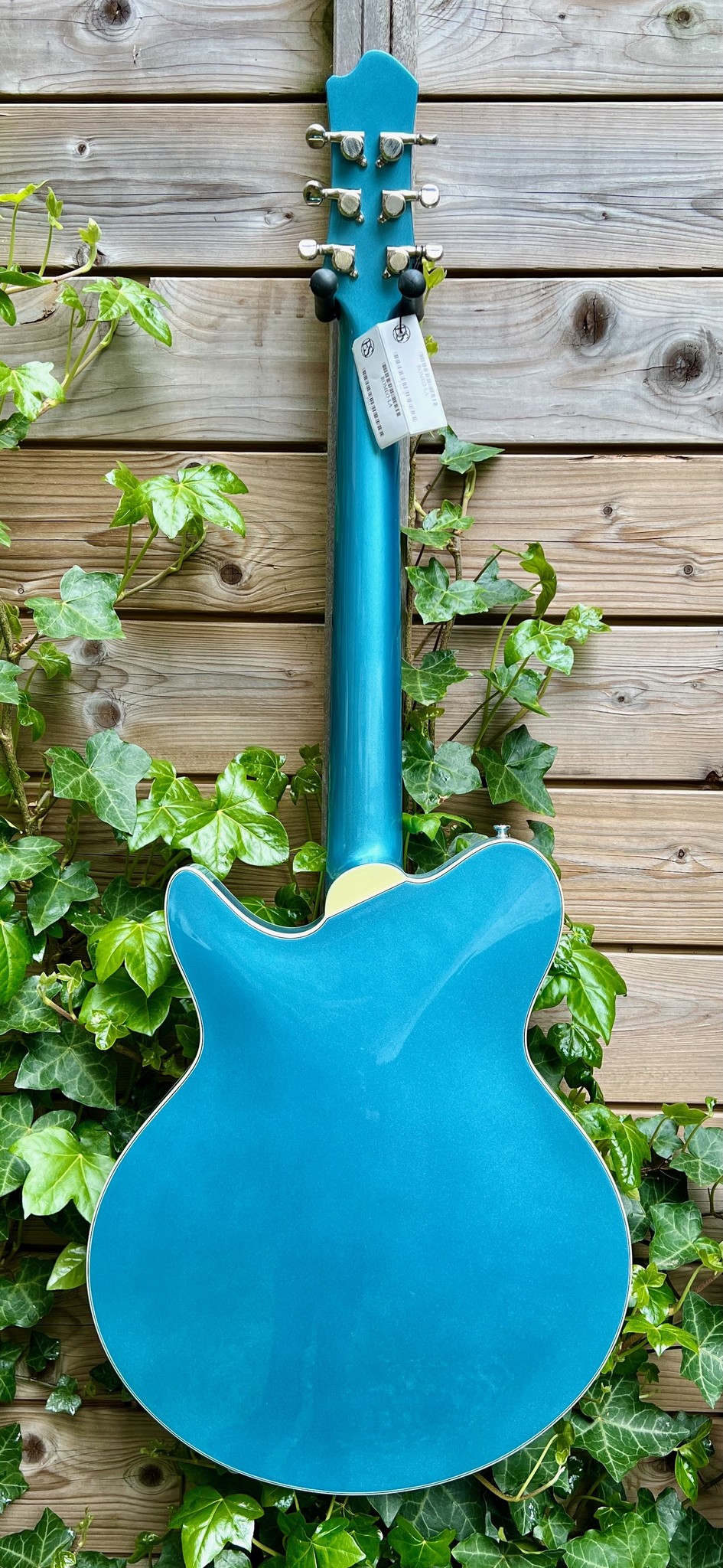 Eastman (PRICE DROP!) Eastman Romeo LA Celestine Blue finish