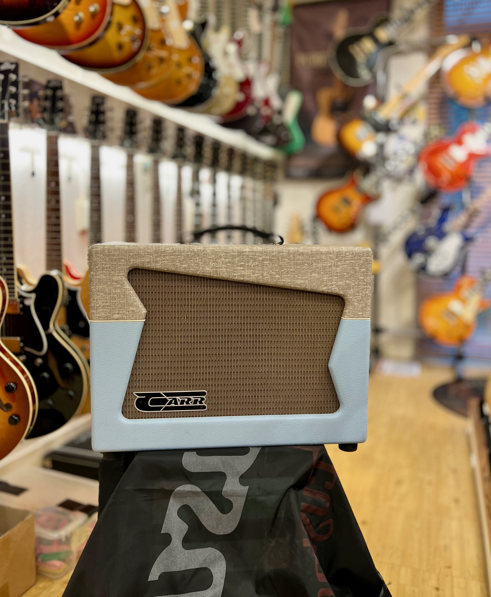 Carr (AFGEPRIJSD!) Carr Skylark 1x12" Tube Combo Slub/Sonic Blue