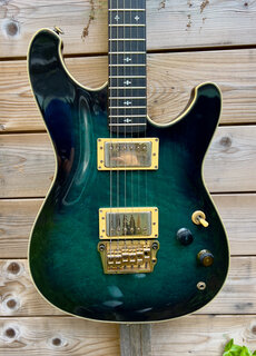 Ibanez 1983 Ibanez Roadstar II Steve Lukather RS1010SL
