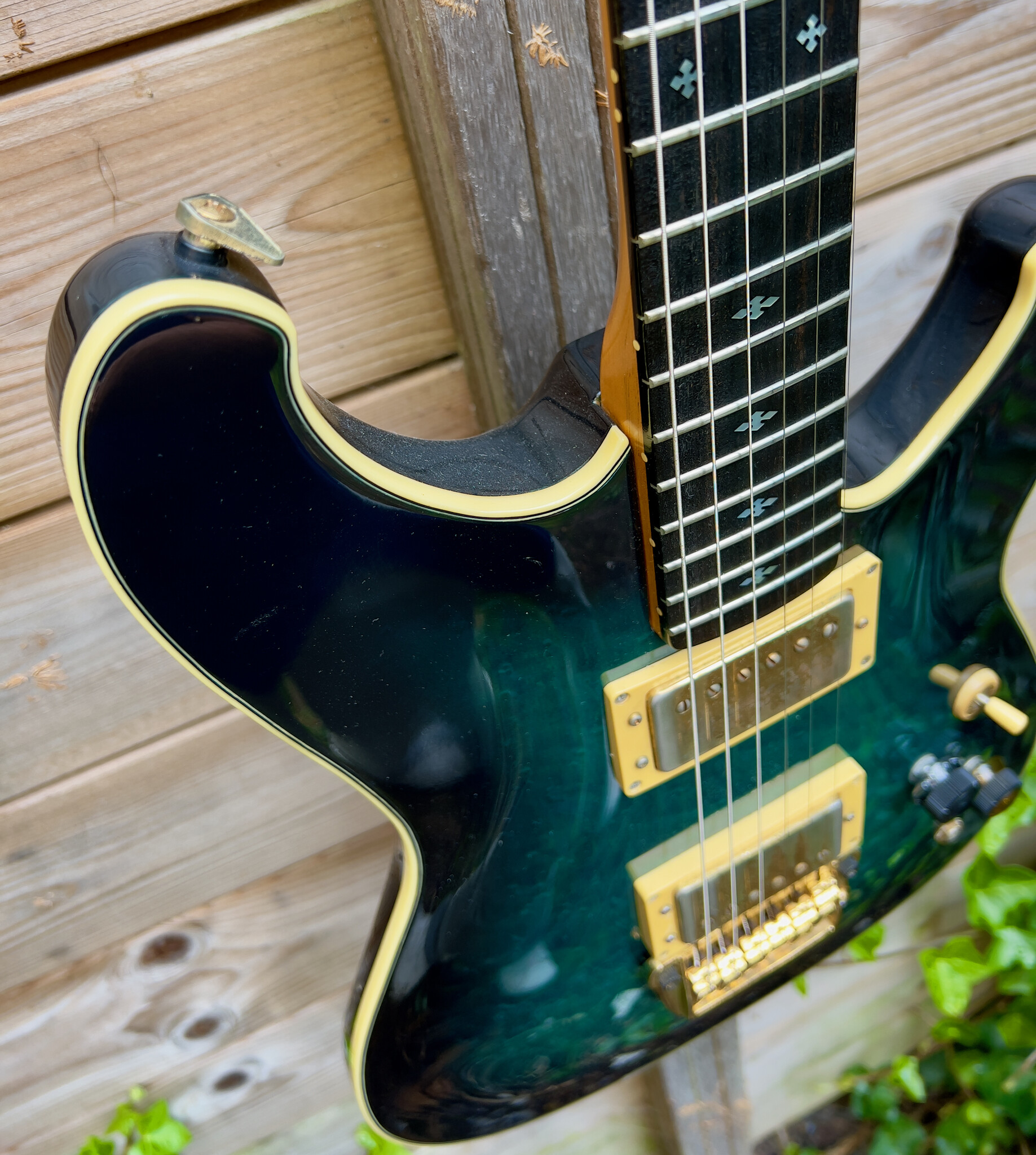 Ibanez 1983 Ibanez Roadstar II Steve Lukather RS1010SL