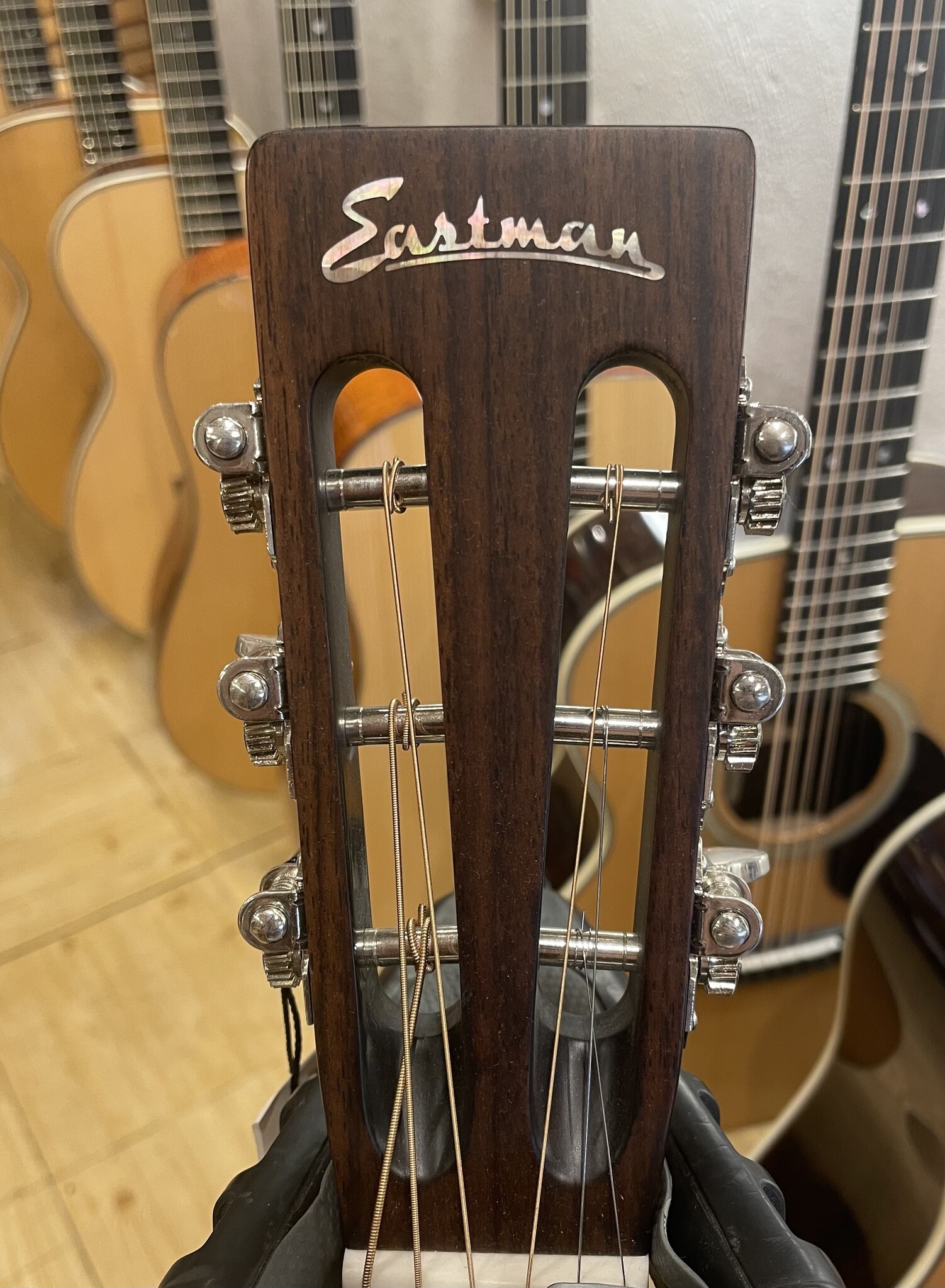 Eastman Eastman E20-00-SB