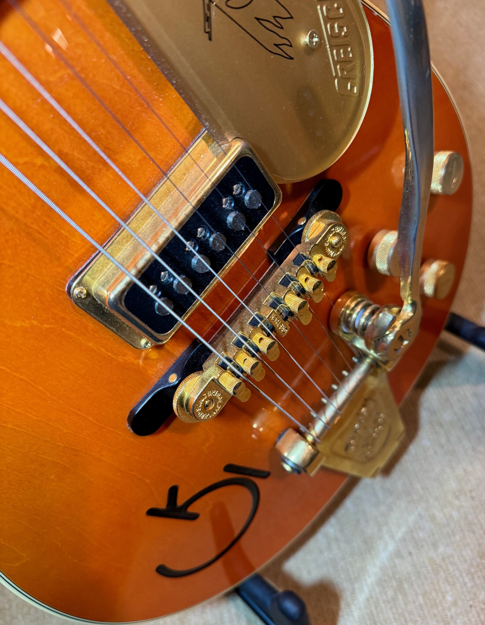 Gretsch (ON HOLD!) Gretsch Roundup G6121  W + Melita Bridge