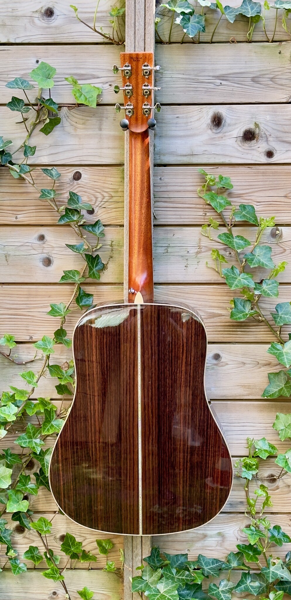 Hozen Guitars (AFGEPRIJSD) Hozen Guitars Red Label GE "Golden Era" Dreadnought