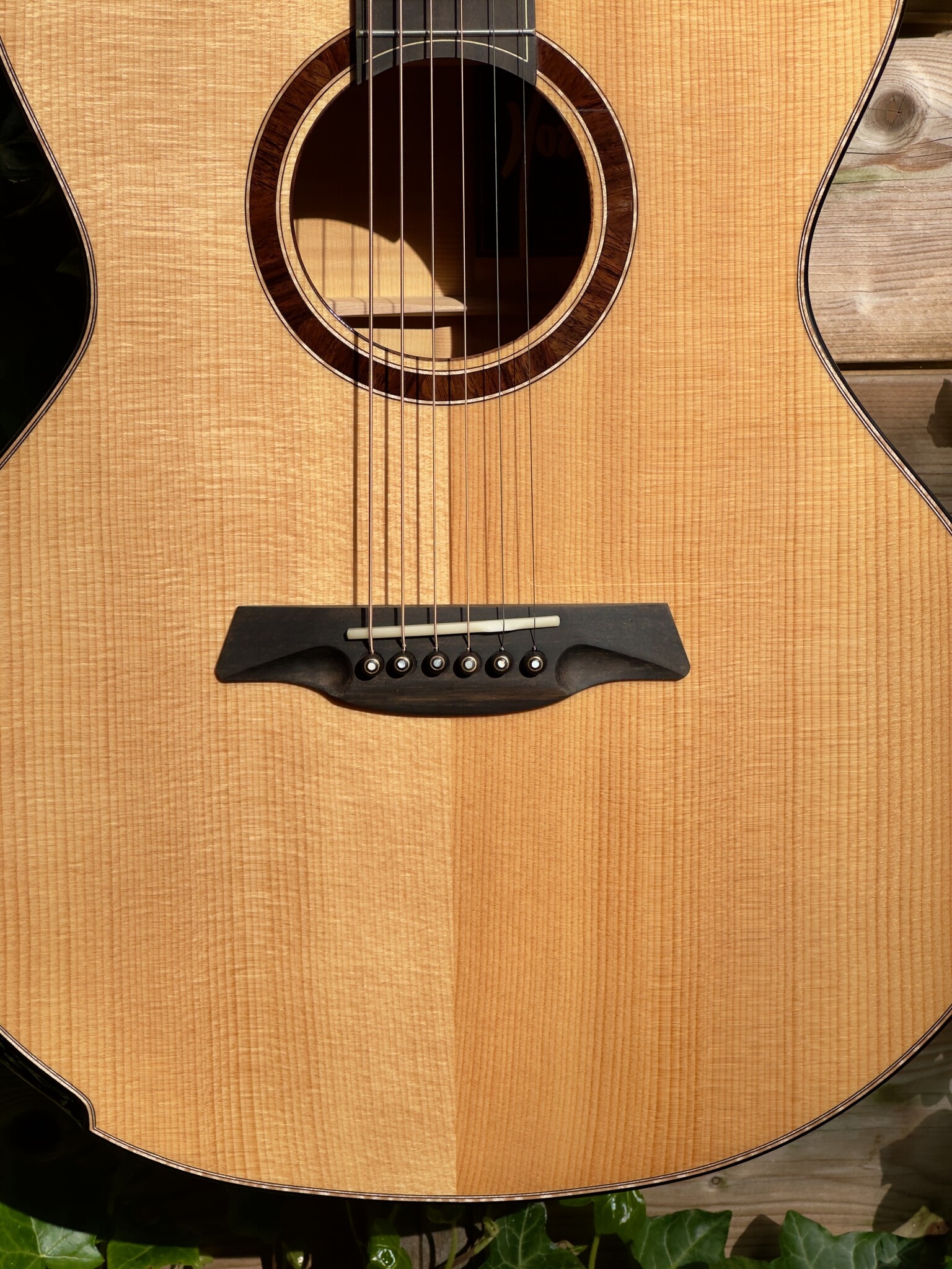 Hozen Guitars (AFGEPRIJSD) Hozen Guitars Black Label MJ Flamed Maple