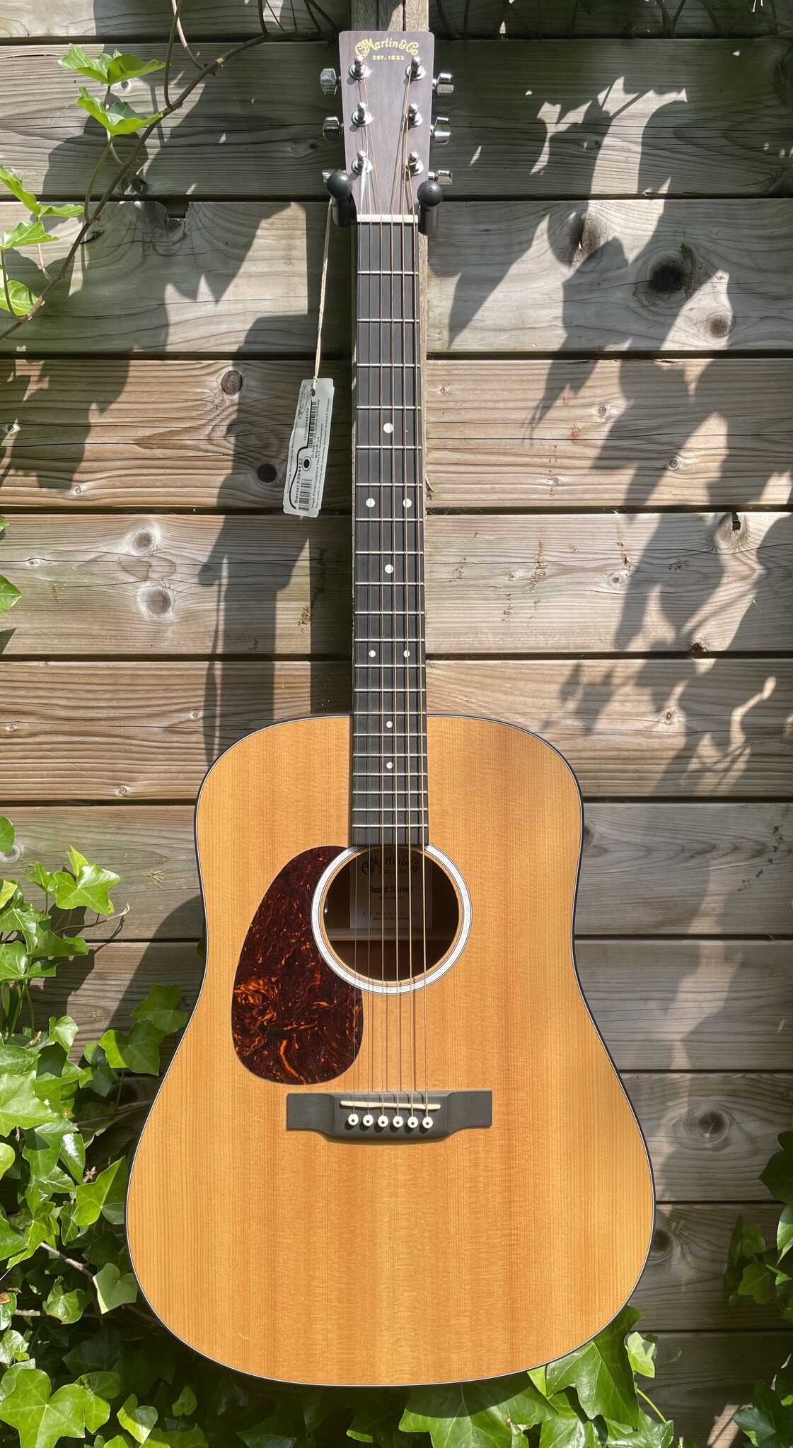 C. F. Martin & Co. Martin D-10E-L Road Series (Lefthanded)