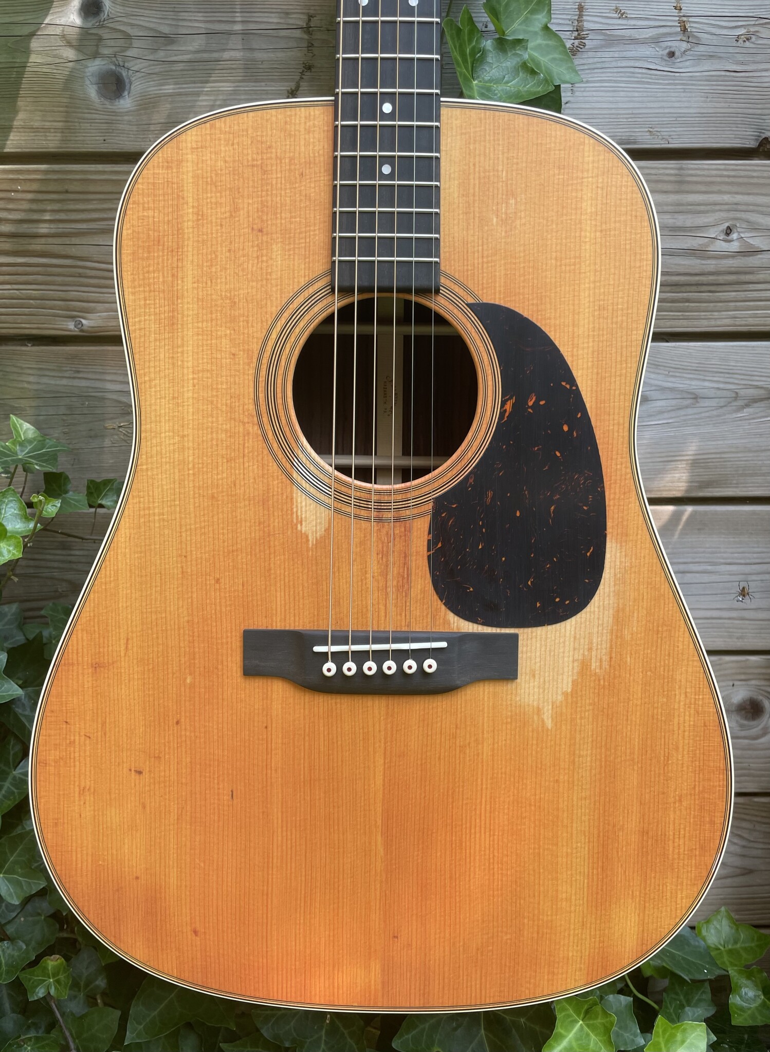 C. F. Martin & Co. (AFGEPRIJSD!) Martin D-28 Street Legend