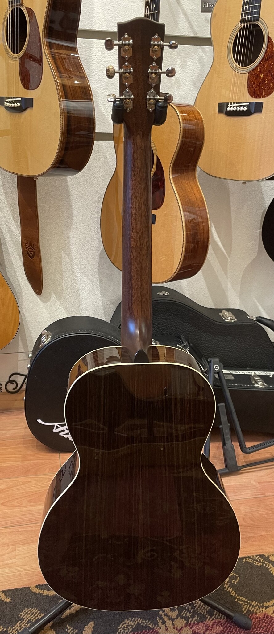 Huss & Dalton (AFGEPRIJSD!) Huss & Dalton Crossroads 14-Fret Custom