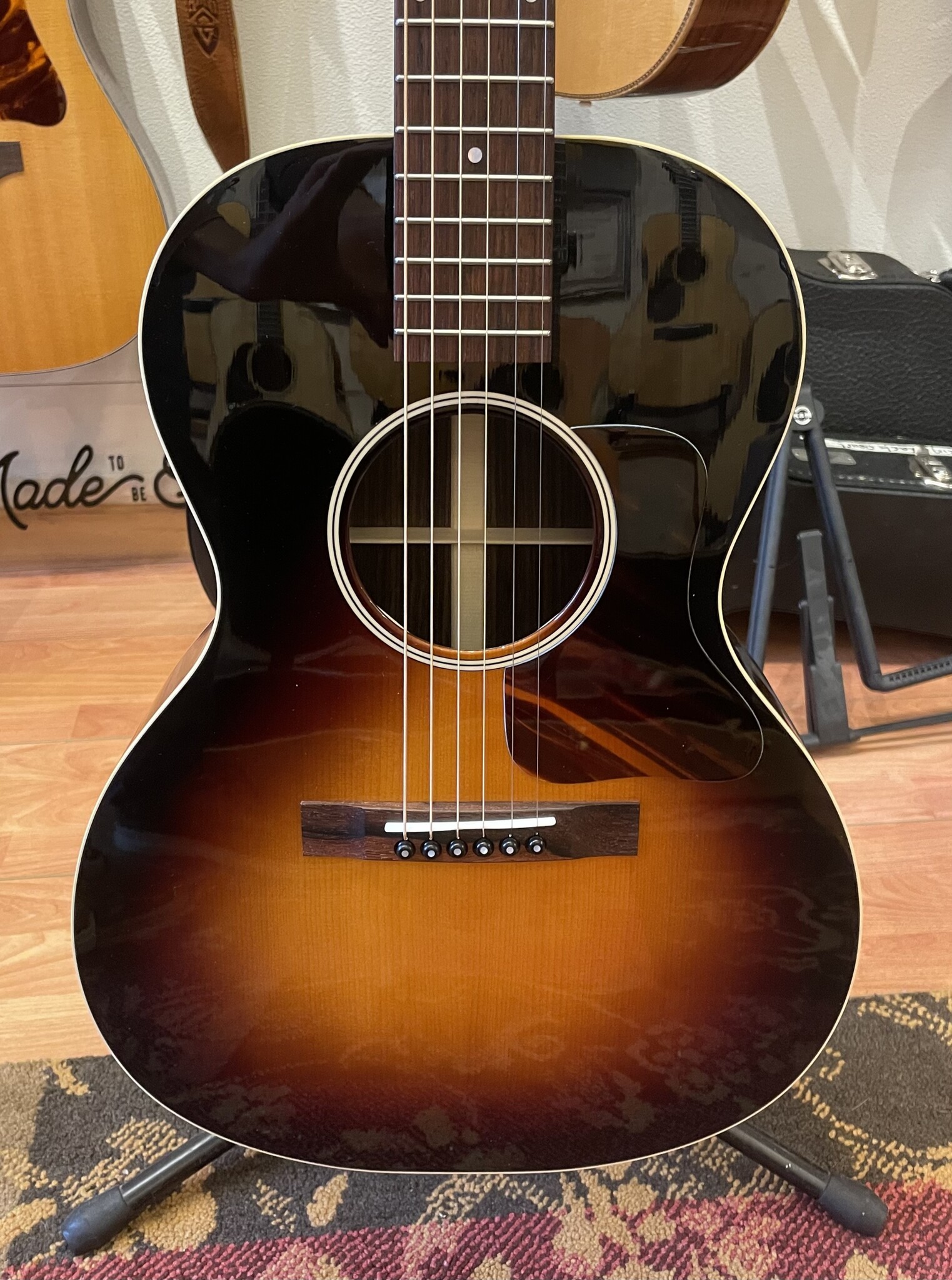 Huss & Dalton (AFGEPRIJSD!) Huss & Dalton Crossroads 14-Fret Custom