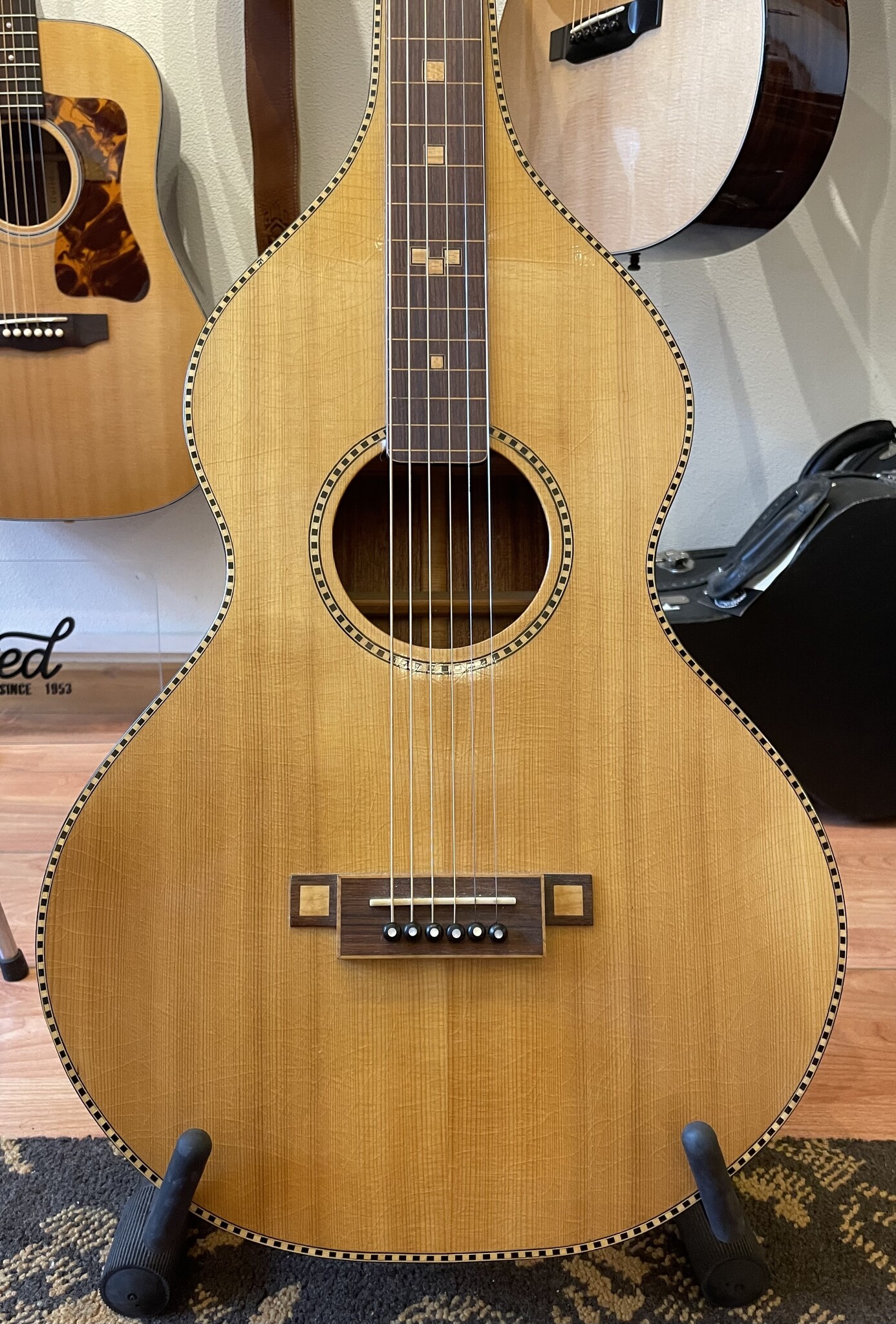 Fern's Guitars Fern's Guitars Weissenborn Lapsteel