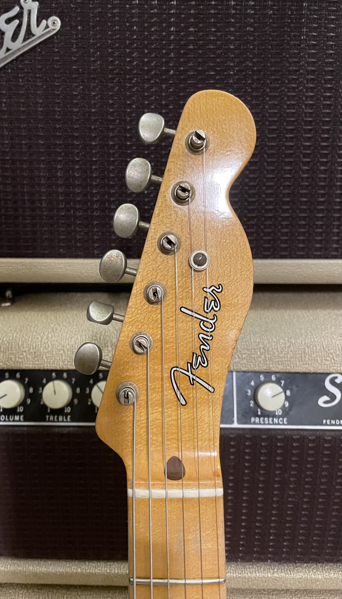 Fender Fender Custom Shop "Nocaster" Relic Butterscotch Blonde